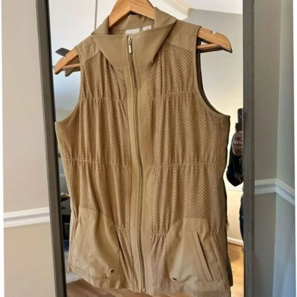 Chico's Jackets & Blazers - Chico's Zenergy Tan Full Zip Vest Size Small‎